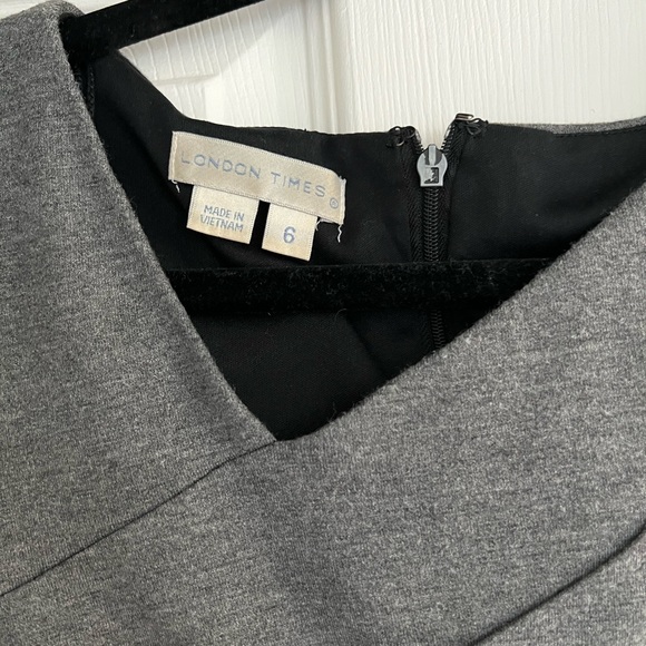 London Times Gray Dress - size 6 - Picture 2 of 5
